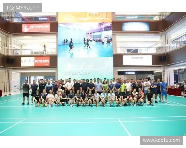 赛后分析:北京羽毛球队与杭州羽毛球队灵活性对比及战术探讨 赛后分析:北京羽毛球队与杭州羽毛球队灵活性对比及战术探讨